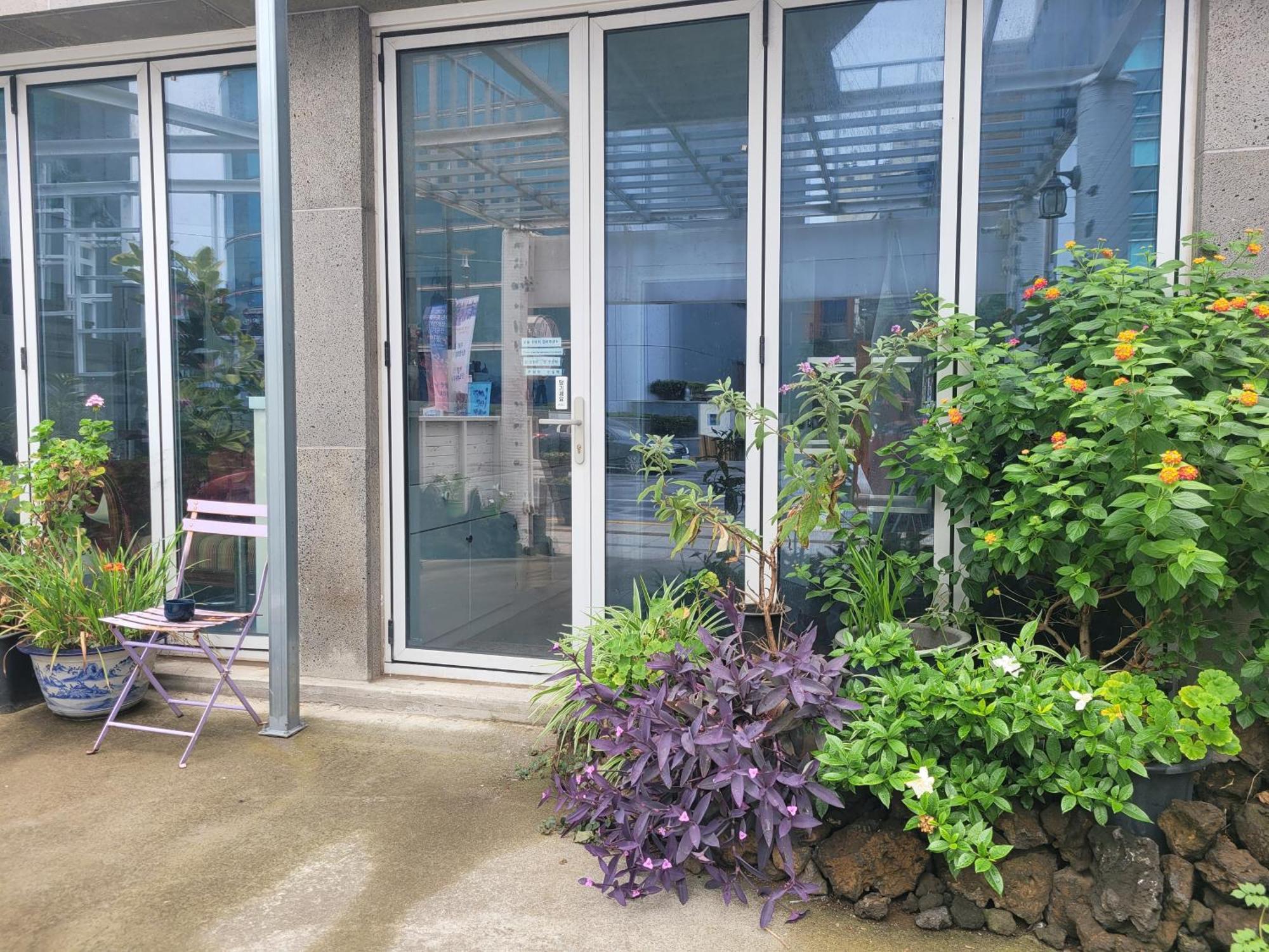 Jeju Vision House Hotel Екстериор снимка